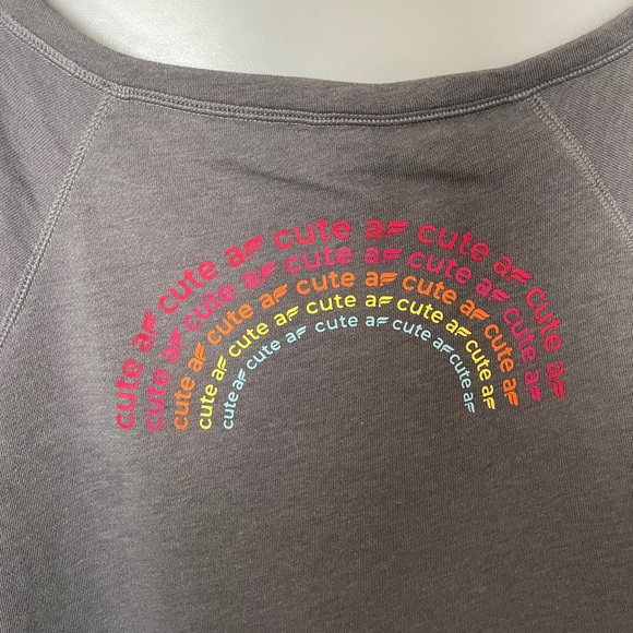 Fabletics- Maddie Ziegler pullover - Picture 6 of 11